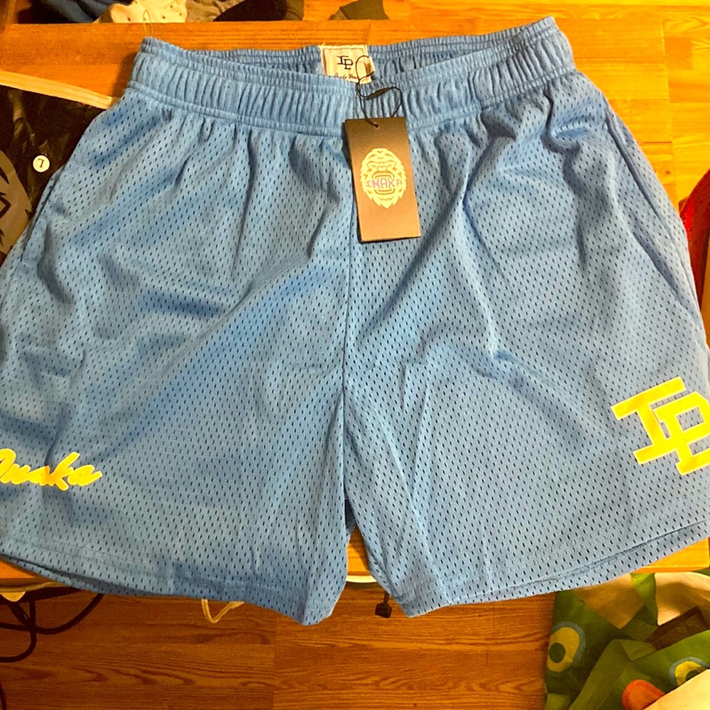 INAKA Power MESH SHORTS large